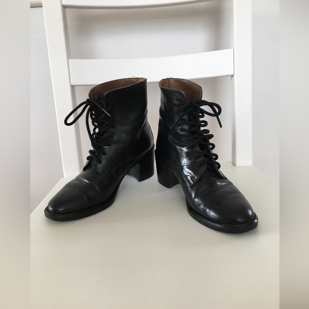 Vintage Transit black leather ankle boots